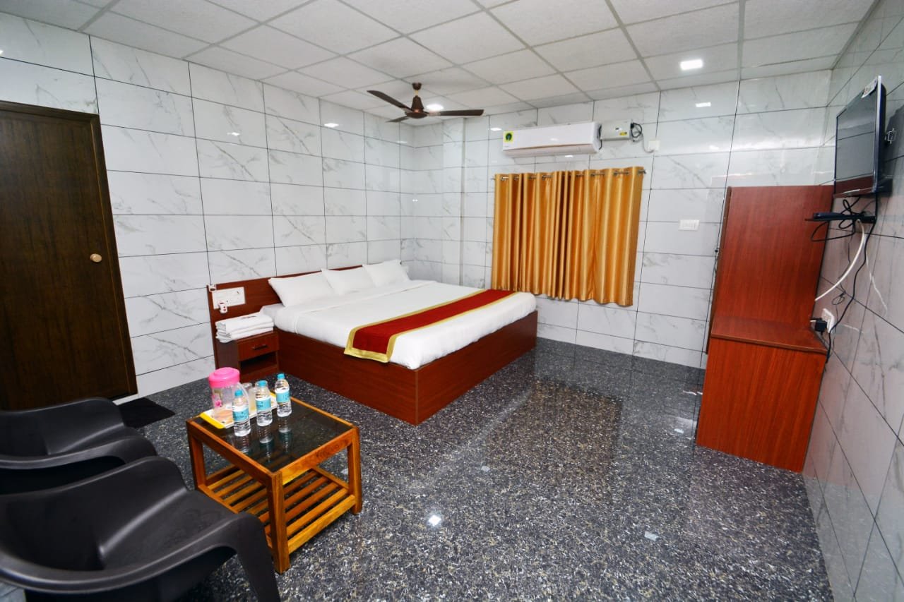 Netrani Residency comfortable room interior